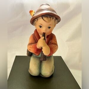 Vintage Goebel Hummel Little Tooter Shepherd Boy Figurine 214/H 1951 rare‎ stamp